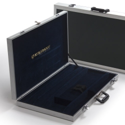 Waffenkoffer Aluminium, für eine Jagdwaffe, 3 Wechselläufe und 2 Zielfernrohre 